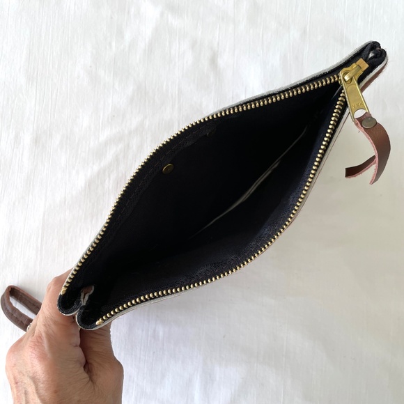 W G Wild Goose Cowhide Hair Leather Wristlet Brown Rustic Cowgirl NWOT - Picture 5 of 7